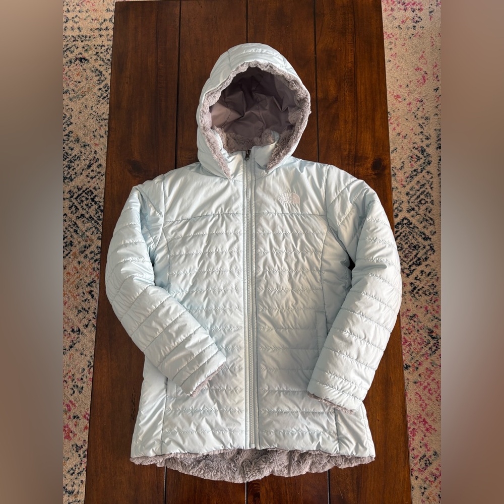 The North Face girls hooded puffer jacket